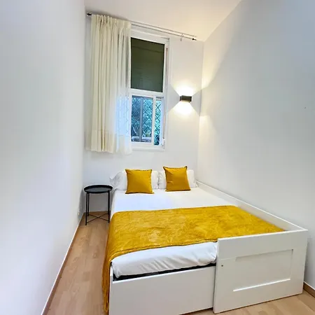 Pamis Sants, Barcelona